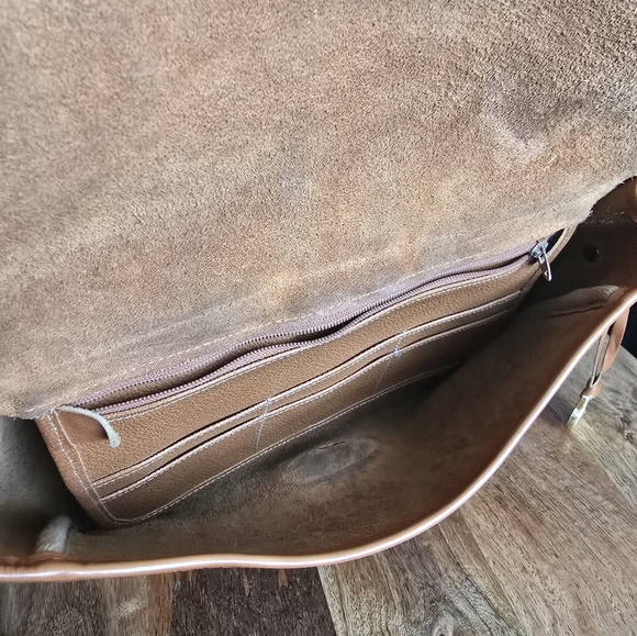 Vintage Dooney & Bourke Equestrian Bag - Picture 11 of 13